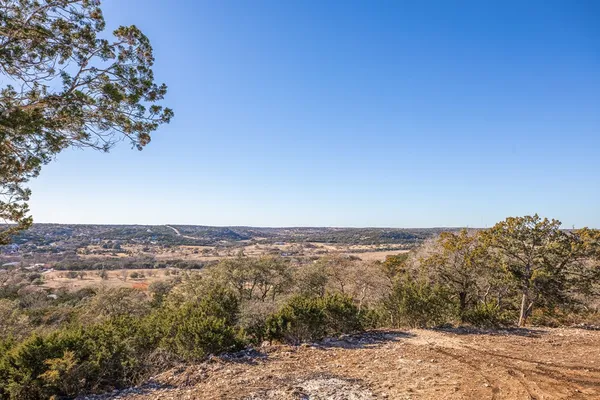 $615,000 | 183 Wood Trail, Kerrville, TX 78028