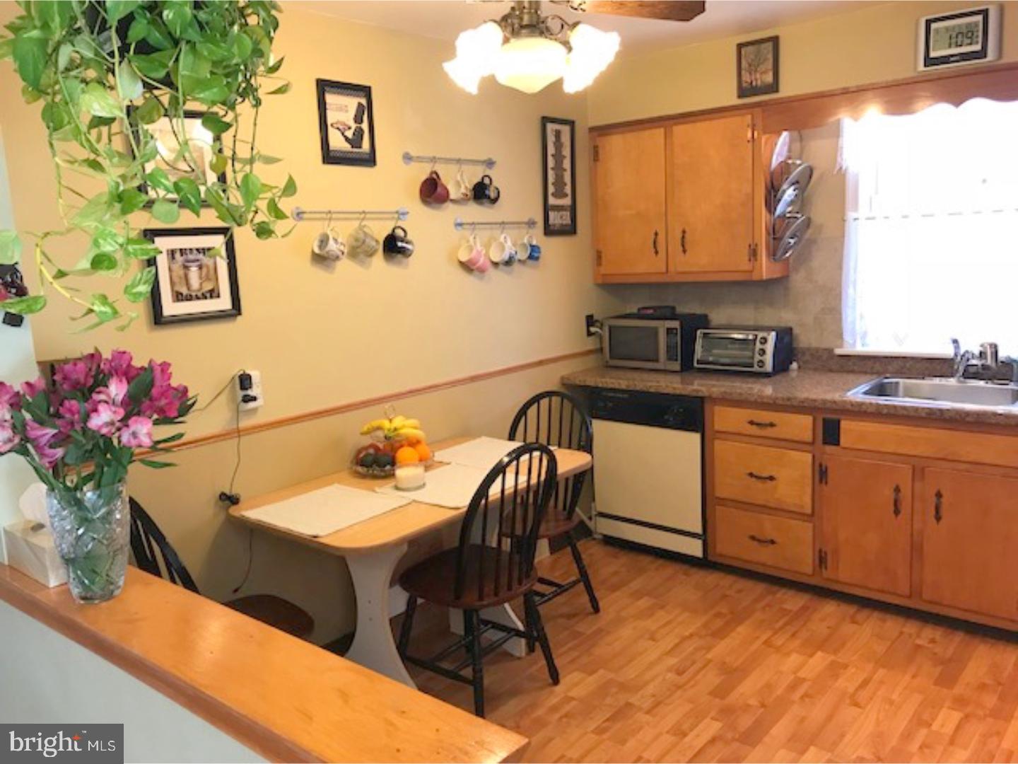 7261 Hill Road Philadelphia, PA 19128 - Photo 6 of 16 Gallery Image 6