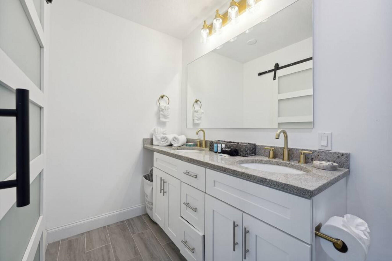 3133 Albatross Road, Unit B Delray Beach, FL 33444 - Photo 16 of 25 IMG_0374