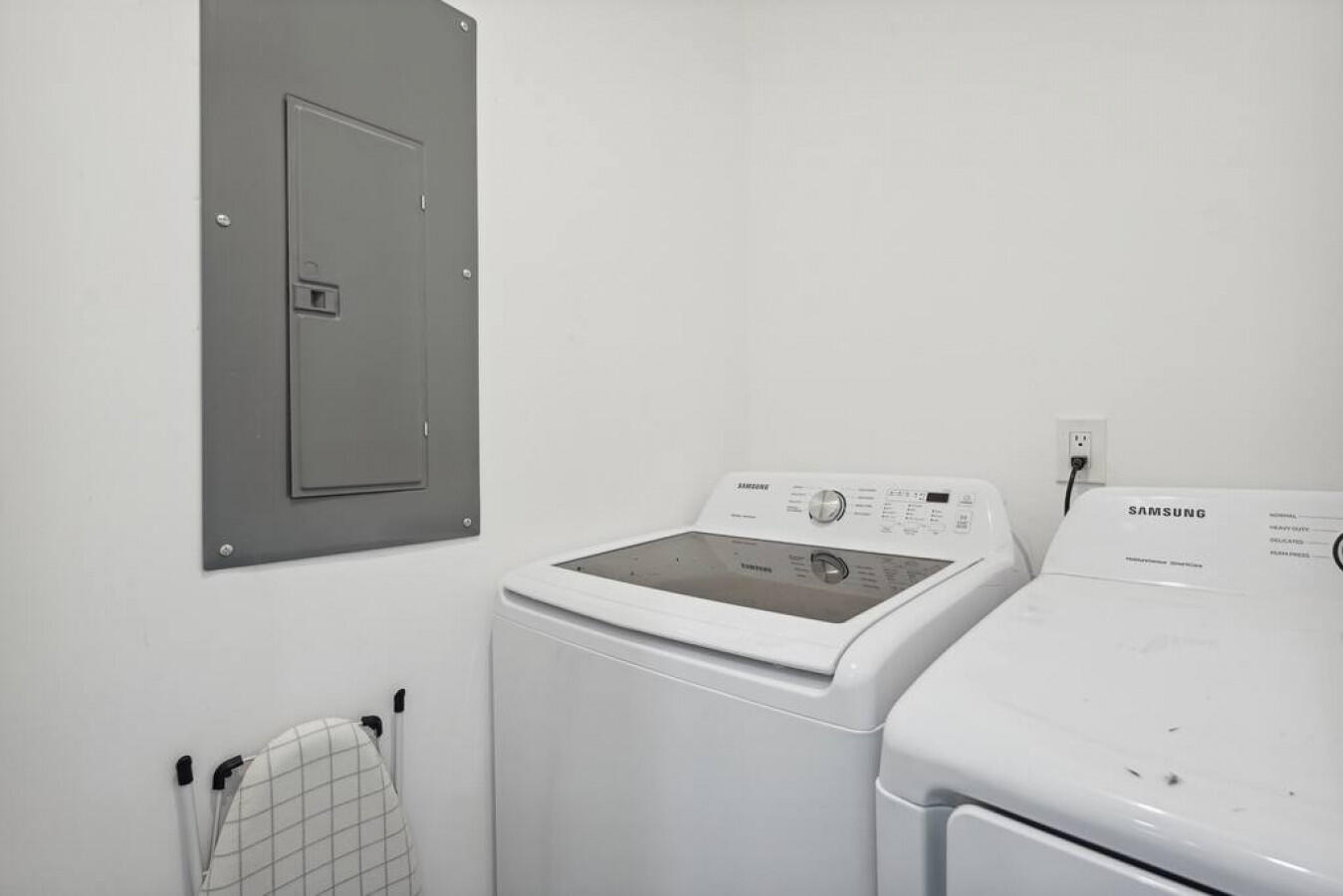 3133 Albatross Road, Unit B Delray Beach, FL 33444 - Photo 21 of 25 IMG_0349