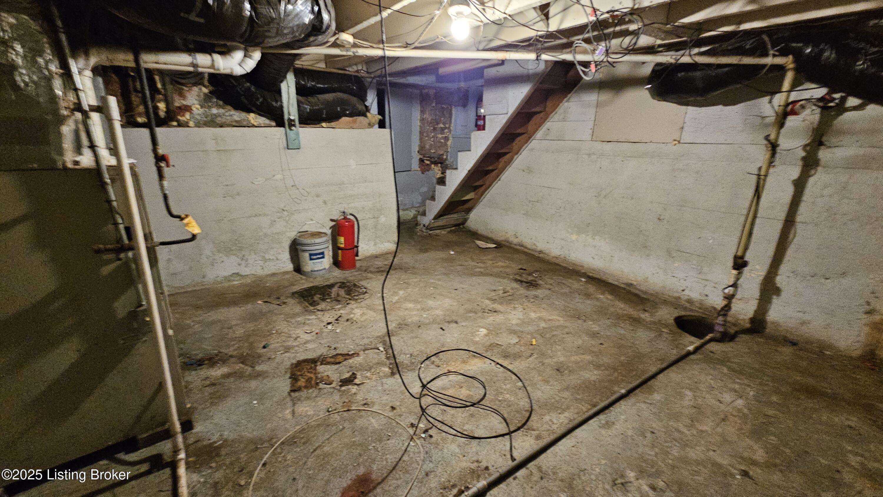 200 West High Street Springfield, KY 40069 - Photo 51 of 56 Basement
