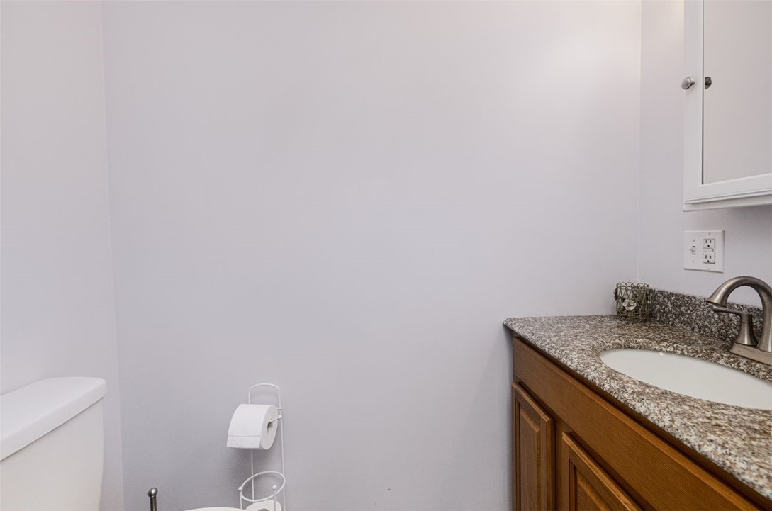 128 Old River Road Lincoln, RI 02865 - Photo 17 of 46