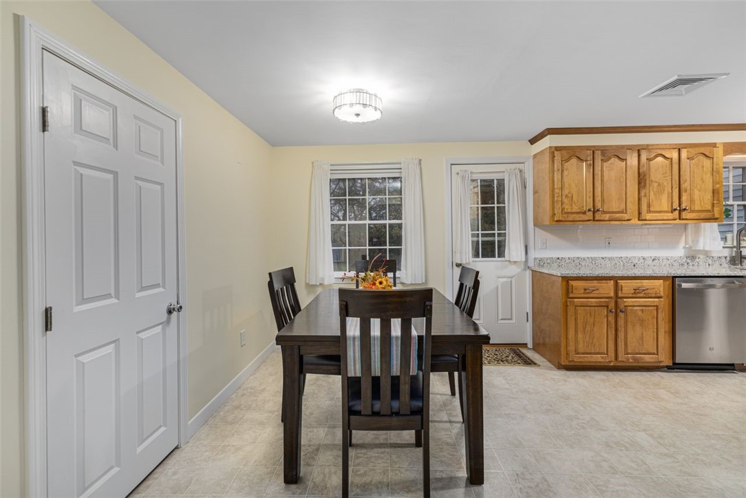 128 Old River Road Lincoln, RI 02865 - Photo 35 of 46