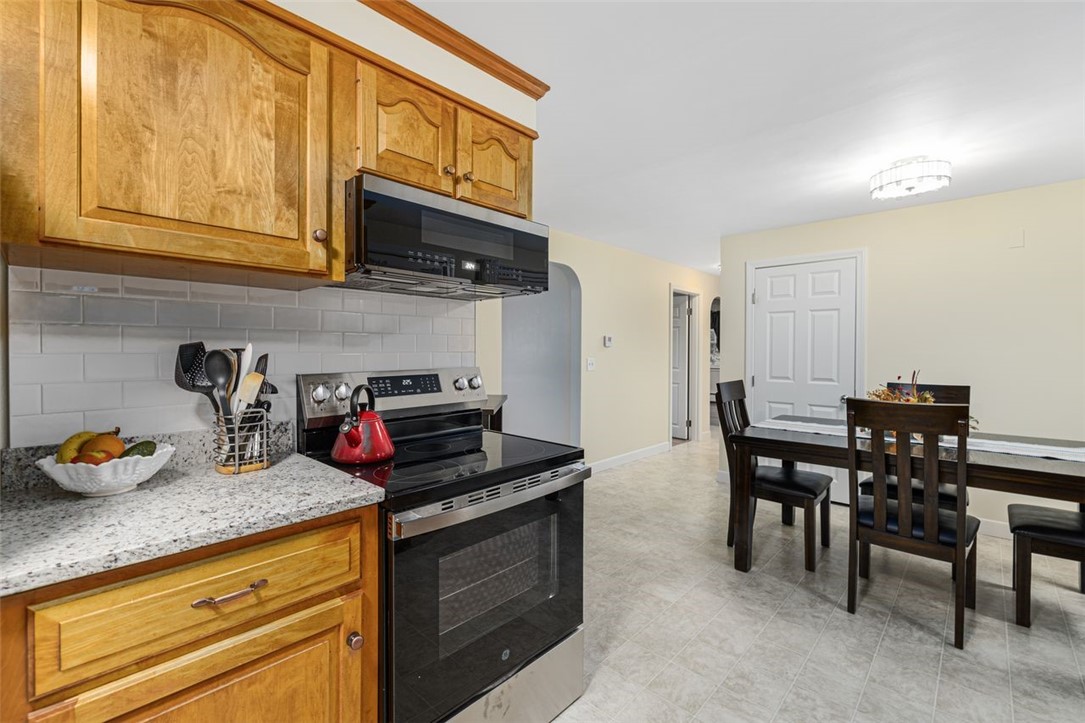 128 Old River Road Lincoln, RI 02865 - Photo 10 of 46