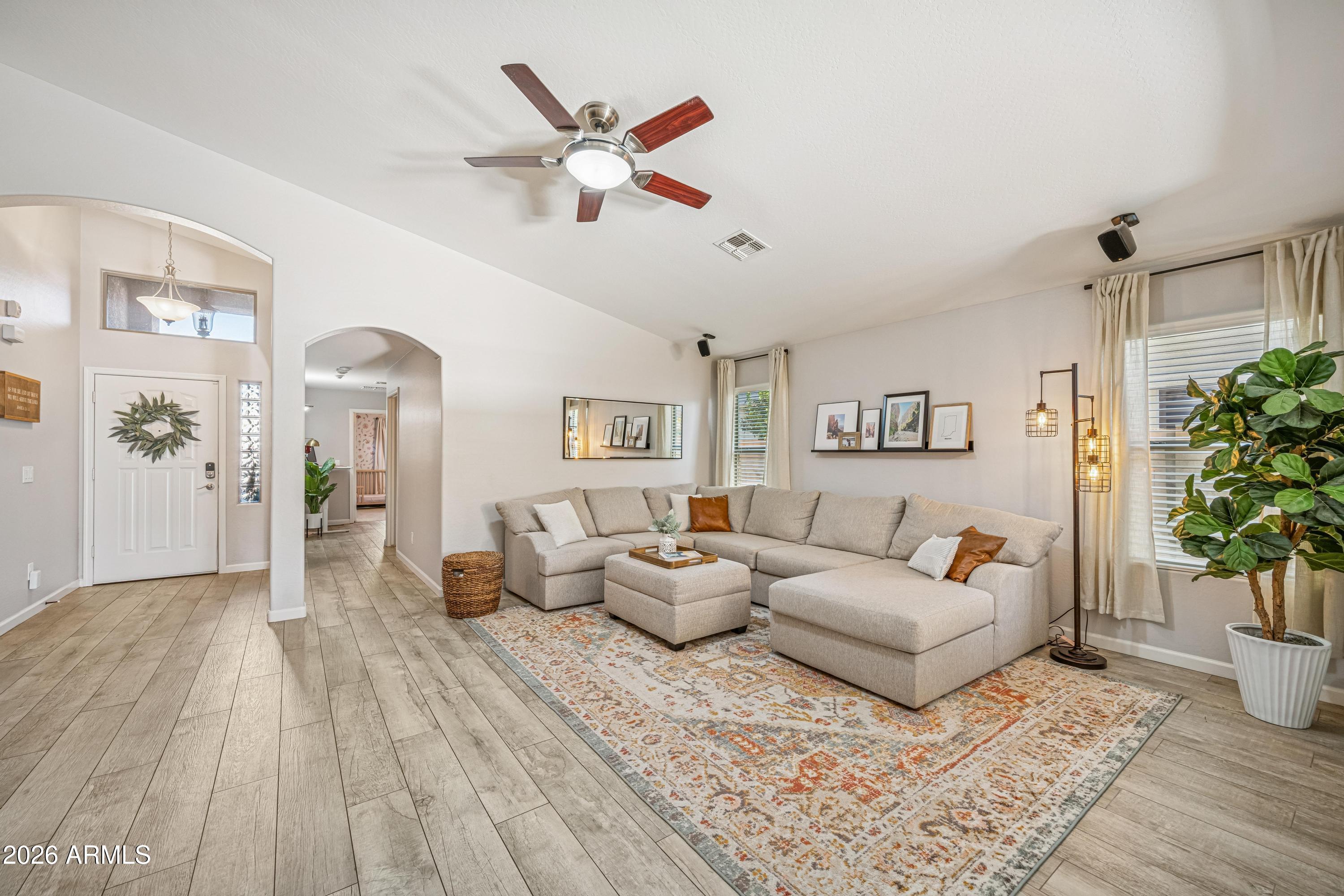 2631 East Ridge Creek Road Phoenix, AZ 85024 - Photo 3 of 35 I2026011401 - HDR-11