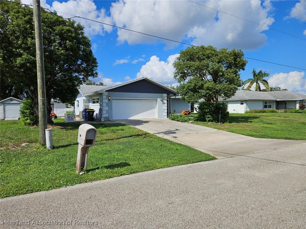 126 Citrus Road Northeast Lake Placid, FL 33852 - Photo 1 of 20