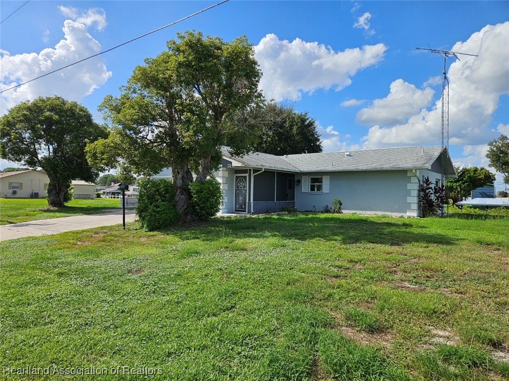 126 Citrus Road Northeast Lake Placid, FL 33852 - Photo 15 of 20
