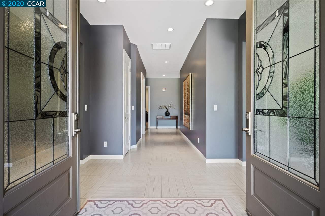 3131 Gloria Terrace Lafayette, CA 94549 - Photo 3 of 37