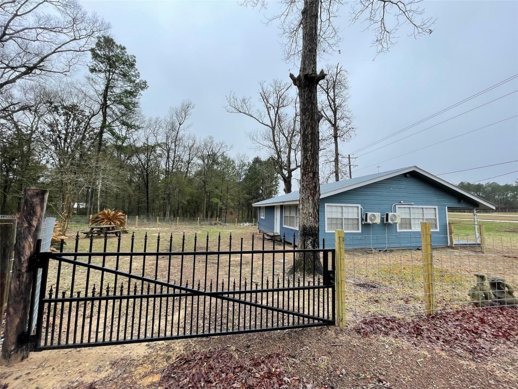 111 Cronin Road Shepherd, TX 77371 - Photo 14 of 16