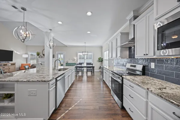 $499,000 | 317 Shortleaf Drive, Grimesland, NC 27837