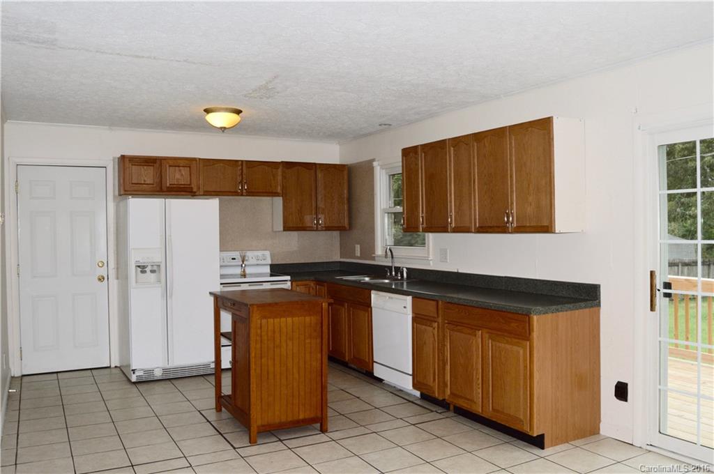 2572 South Post Road Shelby, NC 28152 - Photo 4 of 19 Gallery Image 4