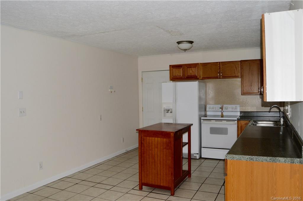 2572 South Post Road Shelby, NC 28152 - Photo 8 of 19 Gallery Image 8