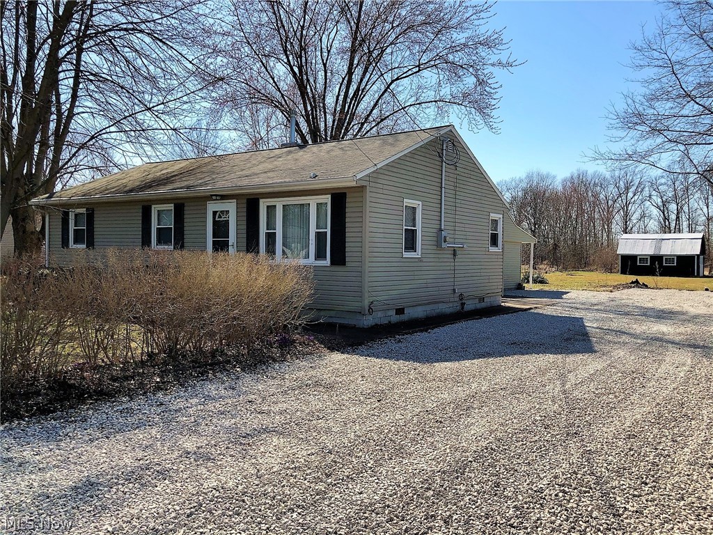 6503 Coen Road Vermilion, OH 44089 - Photo 4 of 24