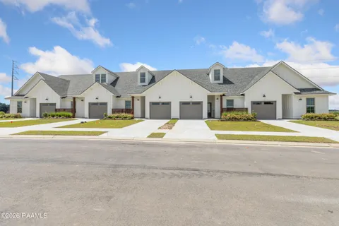 $245,999 | 111 Maplebrook Way, Youngsville, LA 70592
