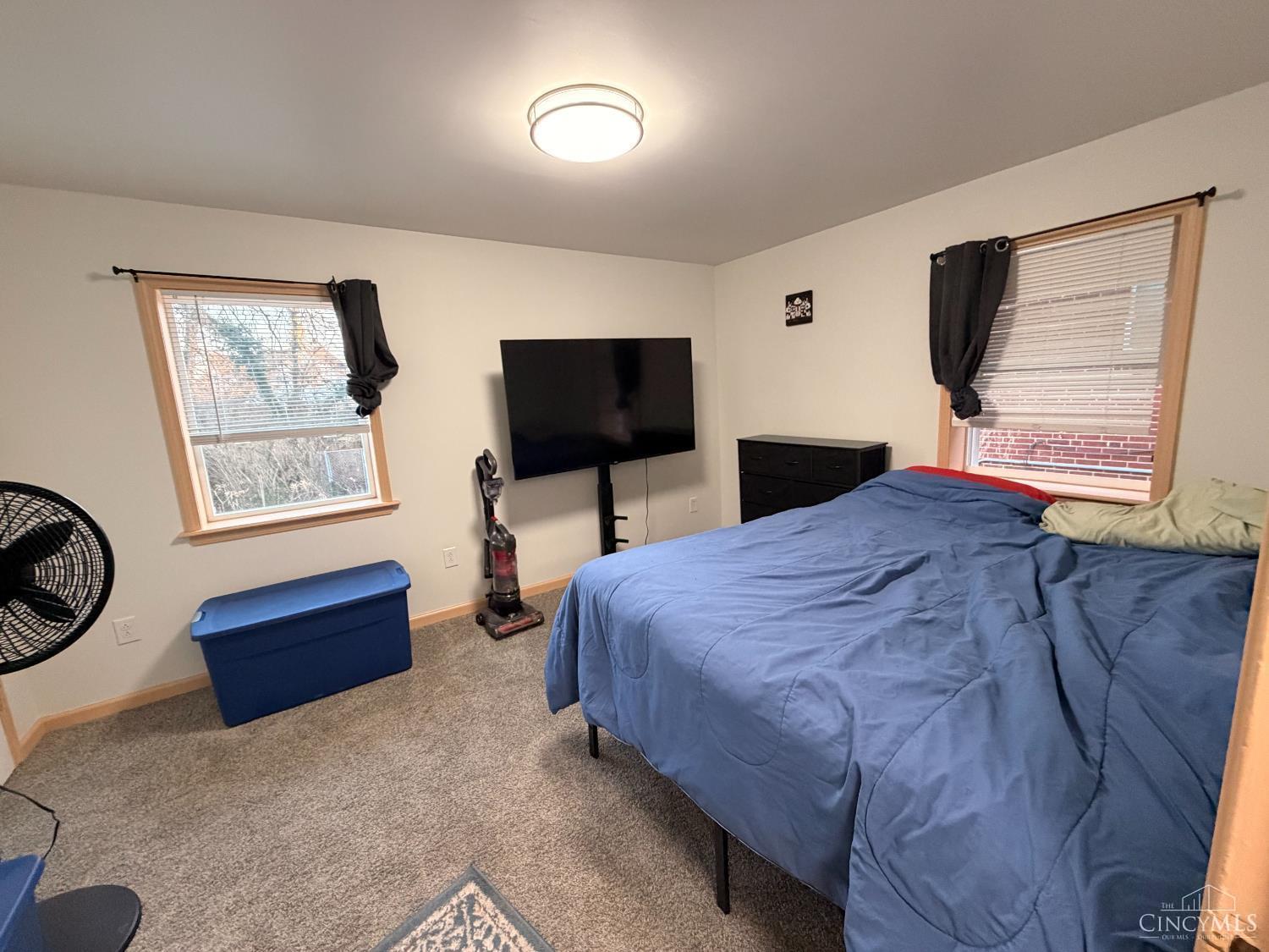 1589 Summit Road Cincinnati, OH 45237 - Photo 12 of 36