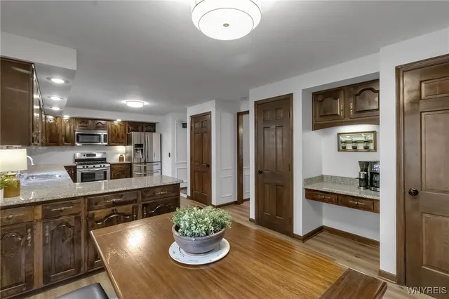 $579,900 | 8240 Clarherst Drive, Clarence, NY 14051