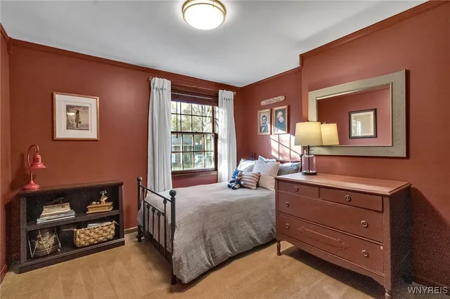 $579,900 | 8240 Clarherst Drive, Clarence, NY 14051