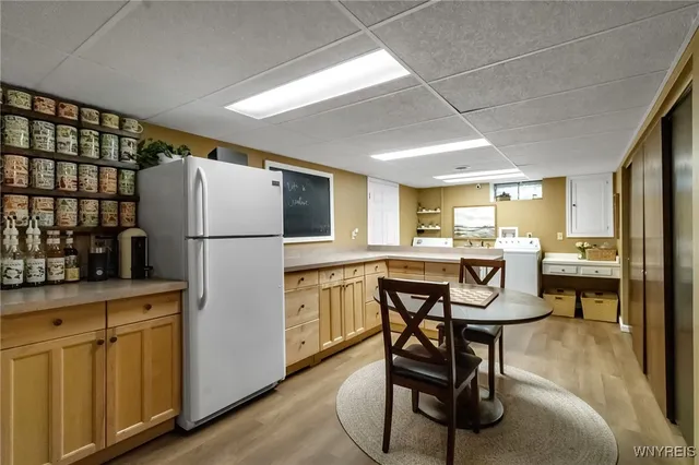 $579,900 | 8240 Clarherst Drive, Clarence, NY 14051