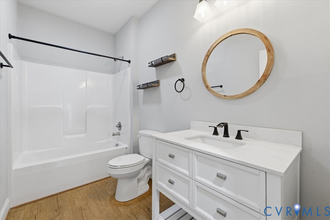 36 Jenkins Ridge Road Cartersville, VA 23027 - Photo 22 of 37 Hall Bathroom