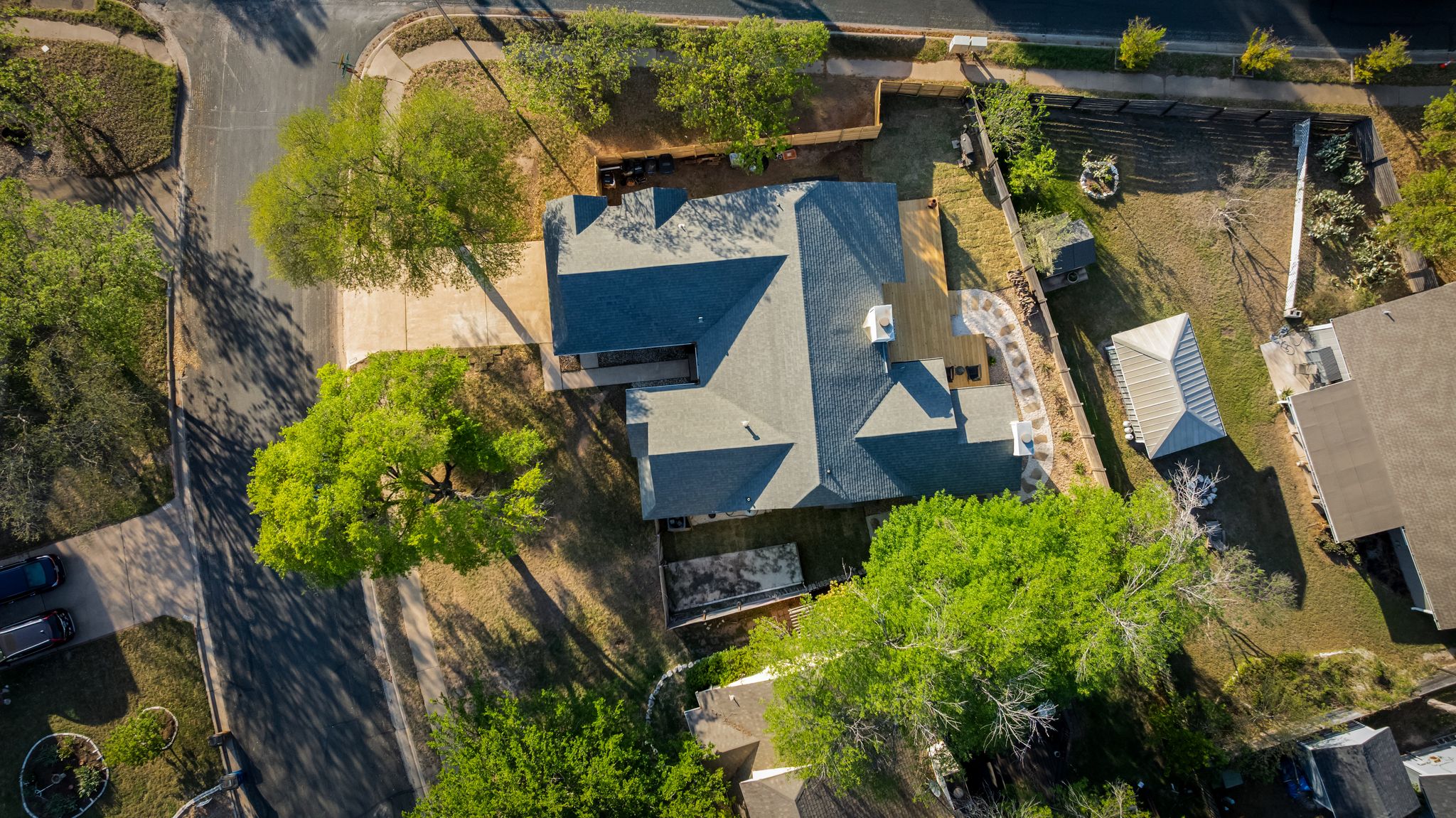1714 Prairie Hen Cove Austin, TX 78758 - Photo 16 of 35 an aerial view of balcony with garden
