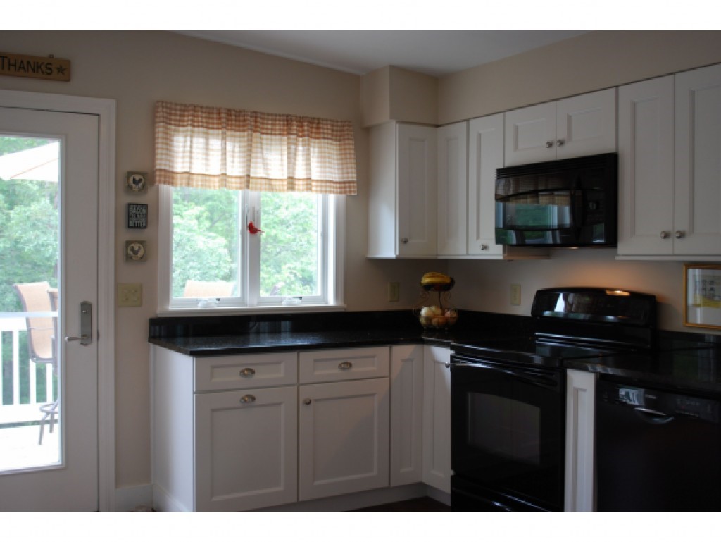 564 Cave Road Weybridge, VT 05753 - Photo 9 of 25