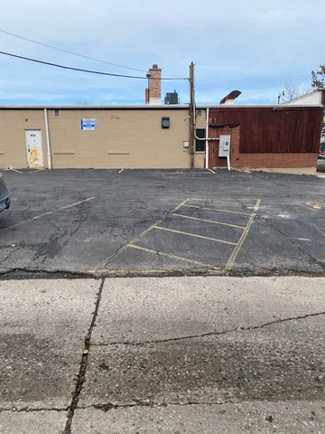 a view of a storage & utility room
