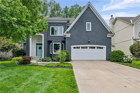 $599,000 | 14014 Briar Drive, Overland Park, KS 66224