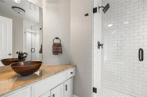 $599,000 | 14014 Briar Drive, Overland Park, KS 66224