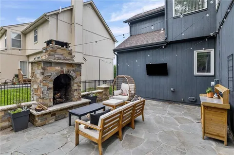$599,000 | 14014 Briar Drive, Overland Park, KS 66224