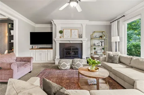 $599,000 | 14014 Briar Drive, Overland Park, KS 66224
