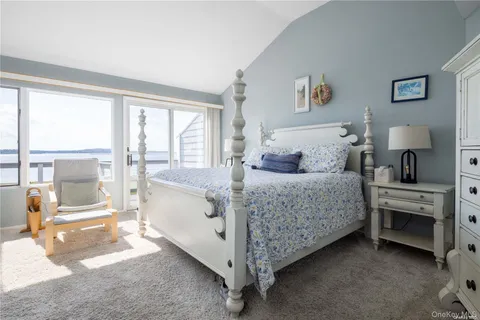 $1,275,000 | 2820 Shipyard Lane, Unit 3M, East Marion, NY 11939