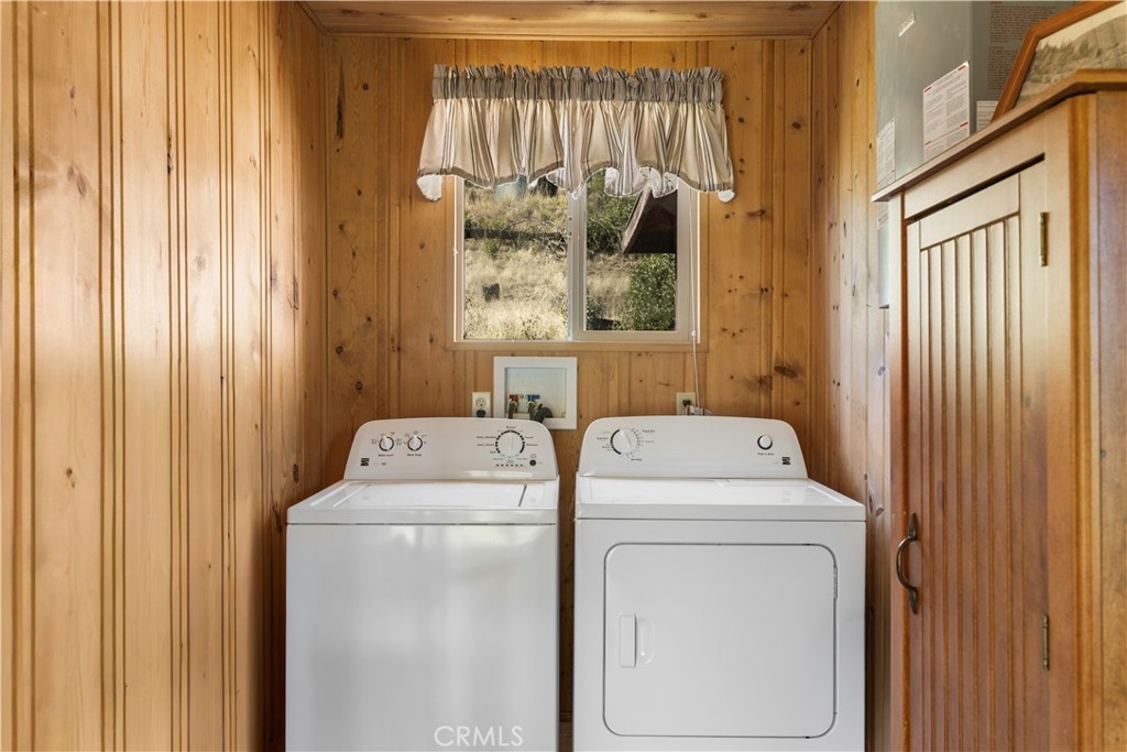 5200 Bartlett Springs Road Upper Lake, CA 95485 - Photo 15 of 36 a utility room with dryer and washer