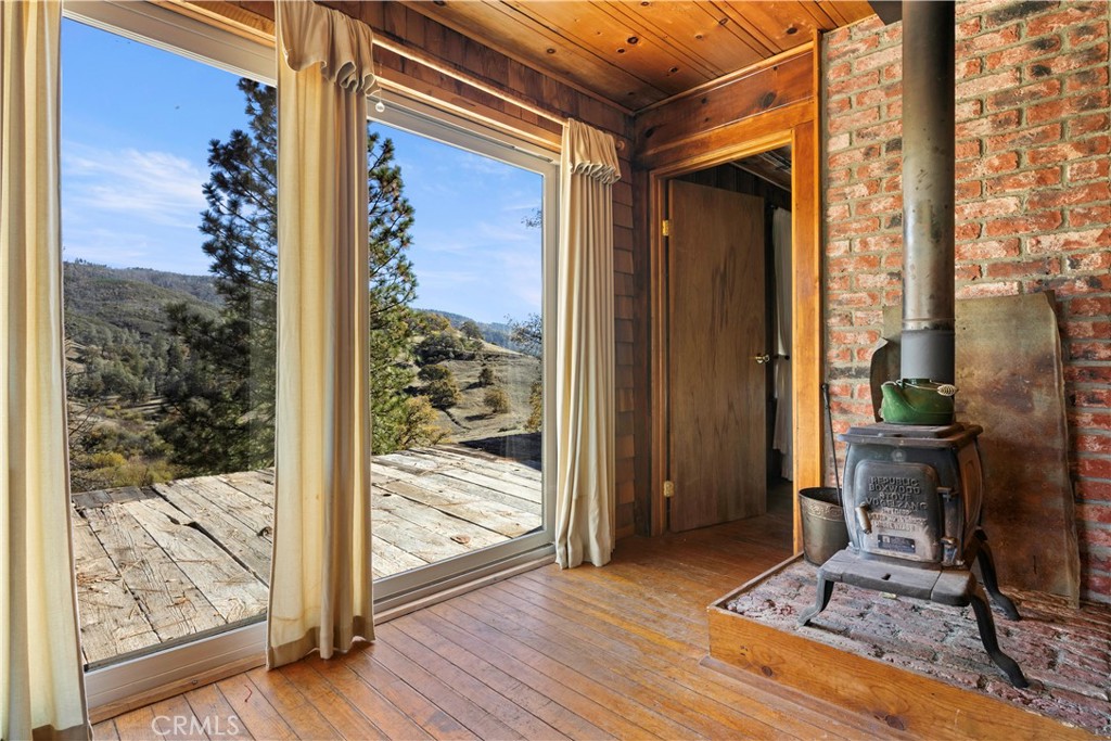 5200 Bartlett Springs Road Upper Lake, CA 95485 - Photo 9 of 36 a view of a entryway door of the house