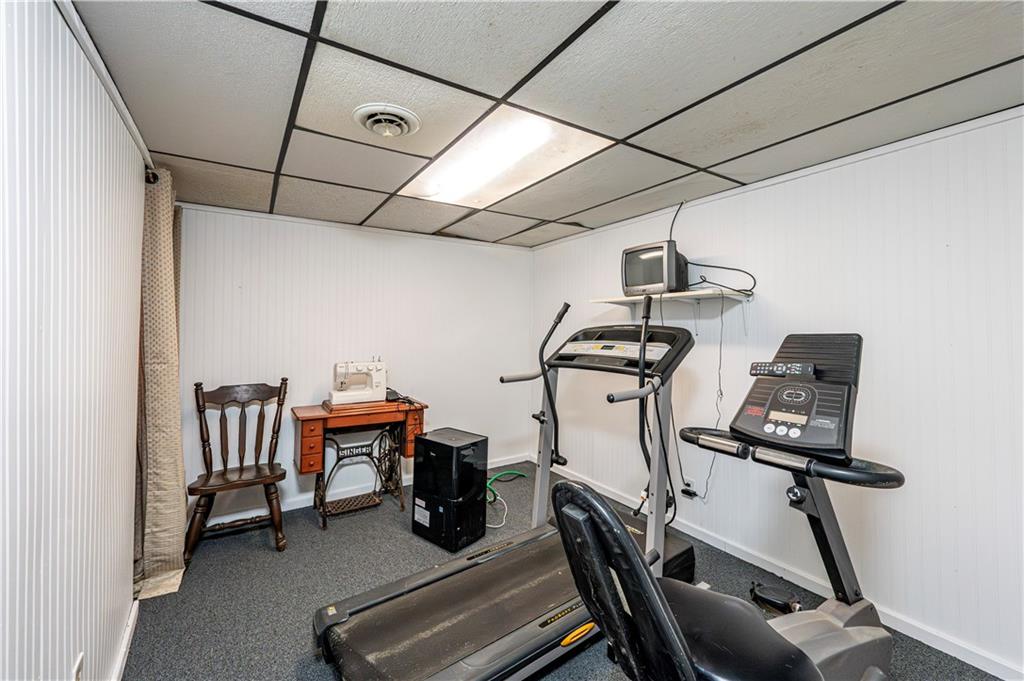 38 Terrace Road Millsboro, PA 15348 - Photo 27 of 30