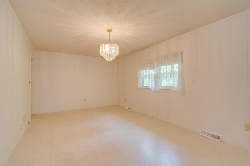 280 Marcia Street Williston, SC 29853 - Photo 20 of 33