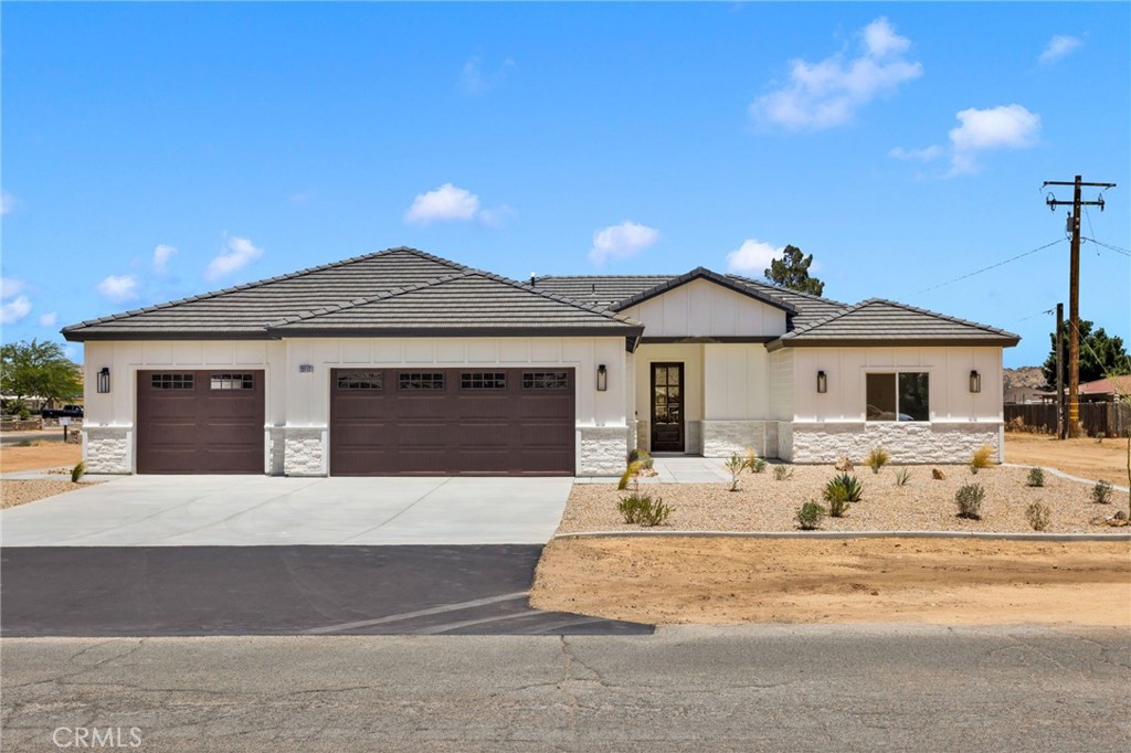 20112 Sahale Road Apple Valley, CA 92307 - Photo 2 of 67