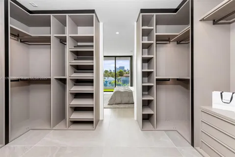 $4,900,000 | 337 Coconut Isle Drive, Fort Lauderdale, FL 33301