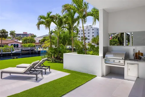 $4,900,000 | 337 Coconut Isle Drive, Fort Lauderdale, FL 33301
