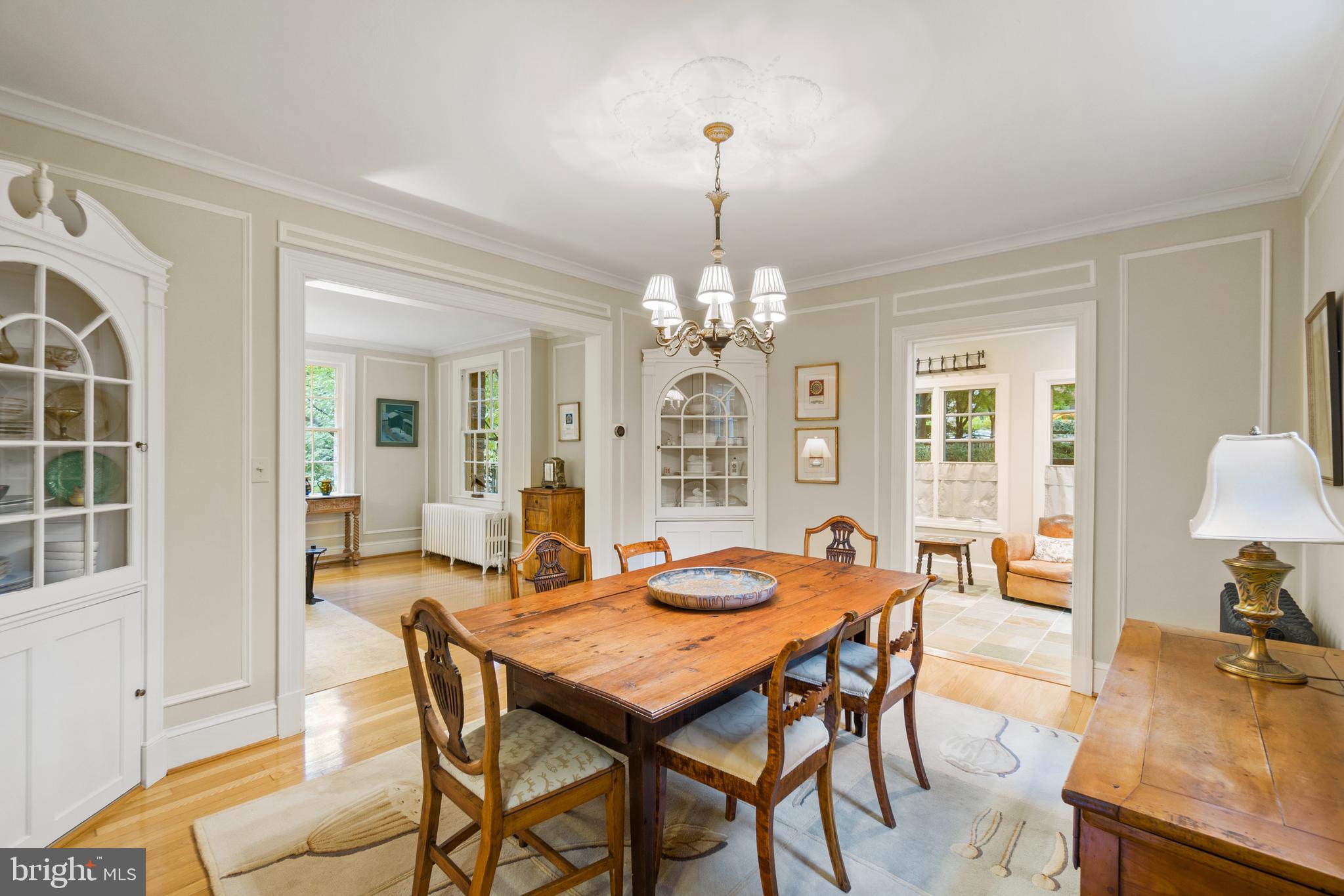 203 Oxford Street Chevy Chase, MD 20815 - Photo 11 of 53