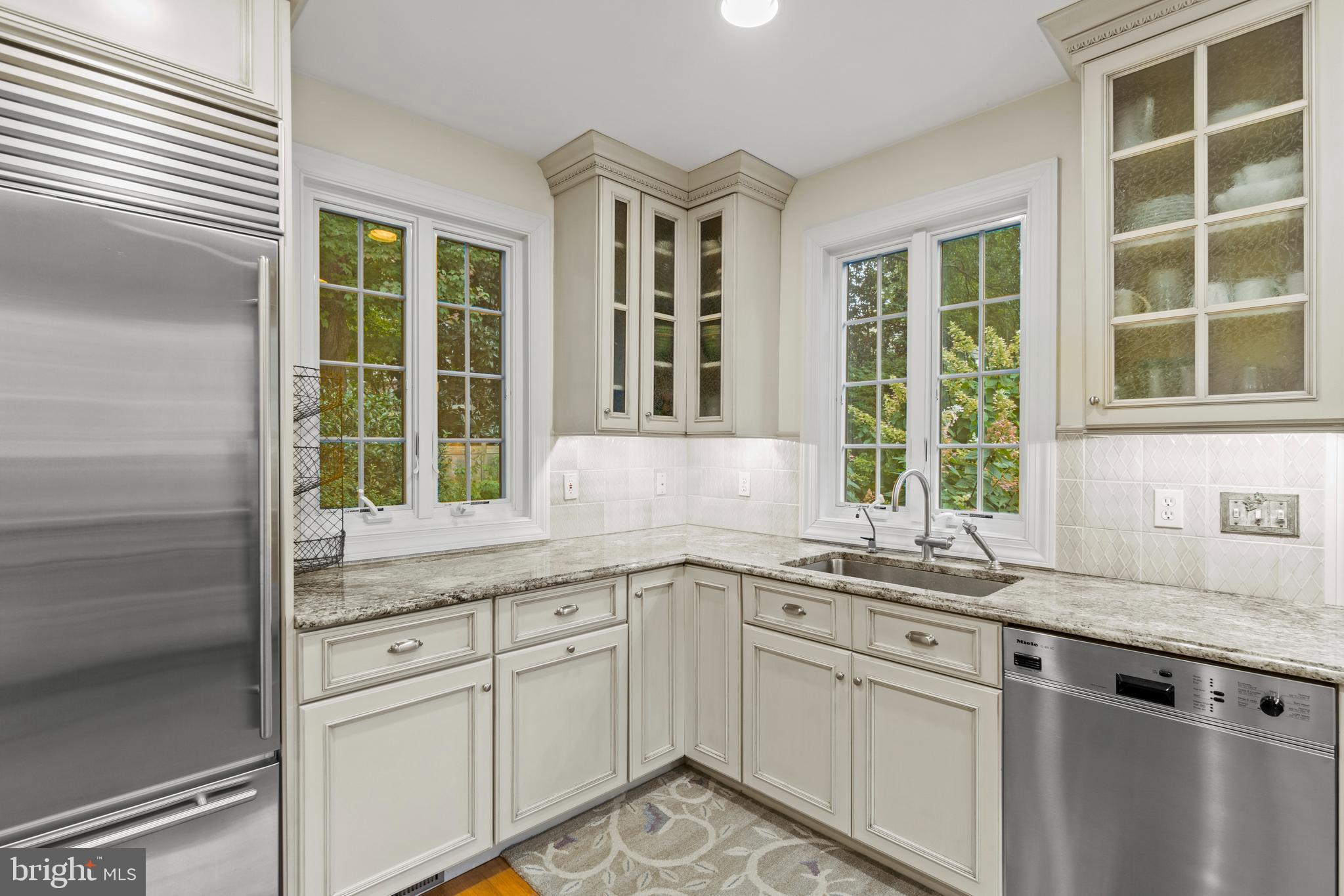 203 Oxford Street Chevy Chase, MD 20815 - Photo 19 of 53