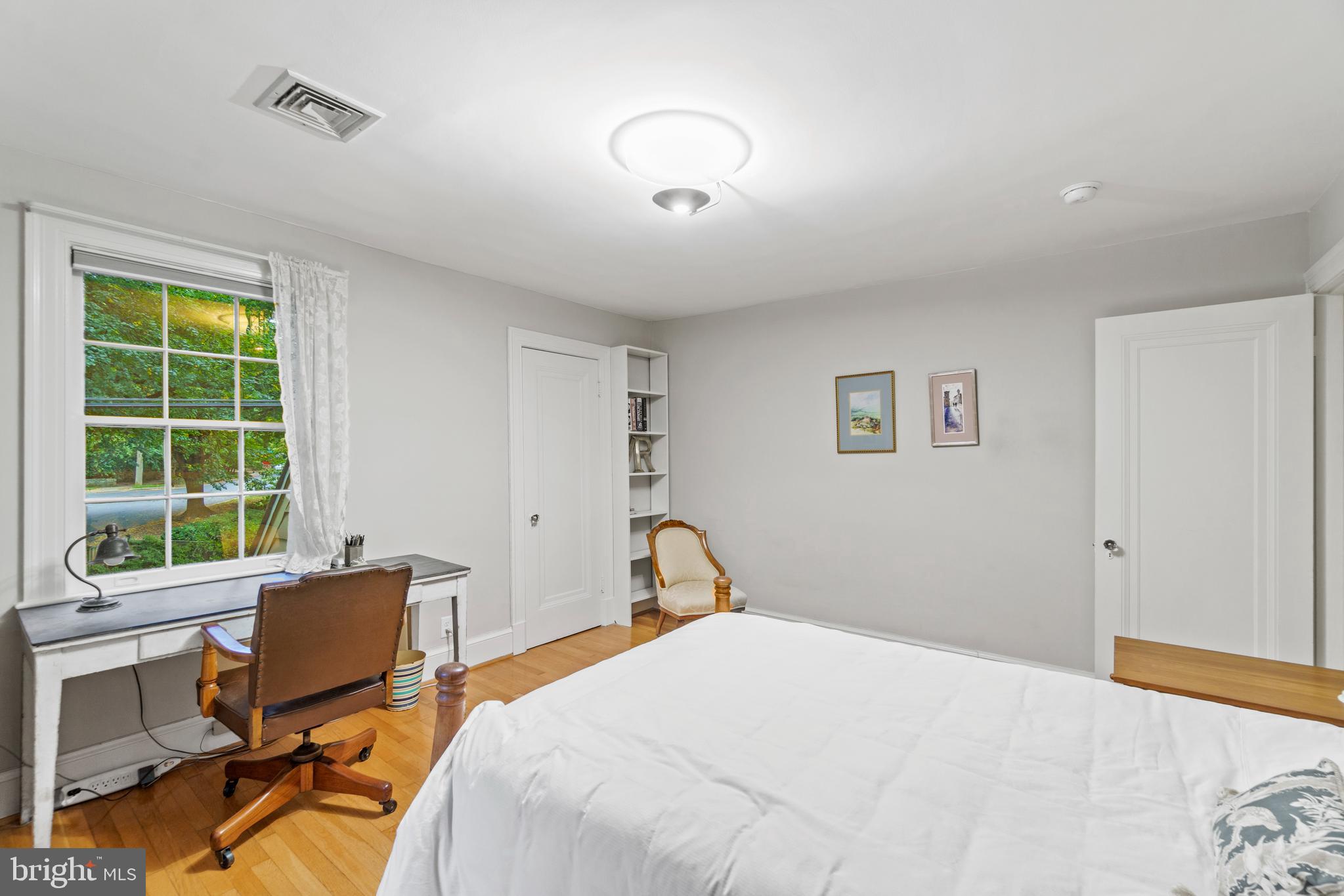 203 Oxford Street Chevy Chase, MD 20815 - Photo 34 of 53