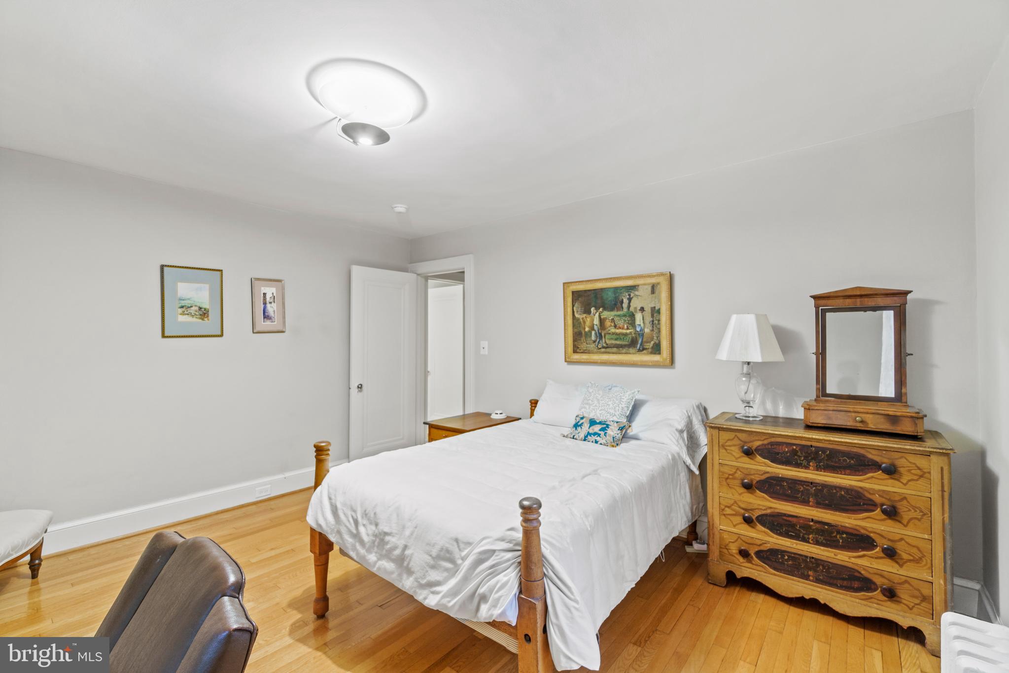 203 Oxford Street Chevy Chase, MD 20815 - Photo 35 of 53