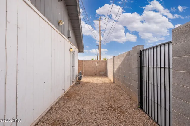 $1,400 | 1646 East McKinley Street, Unit 4, Phoenix, AZ 85006