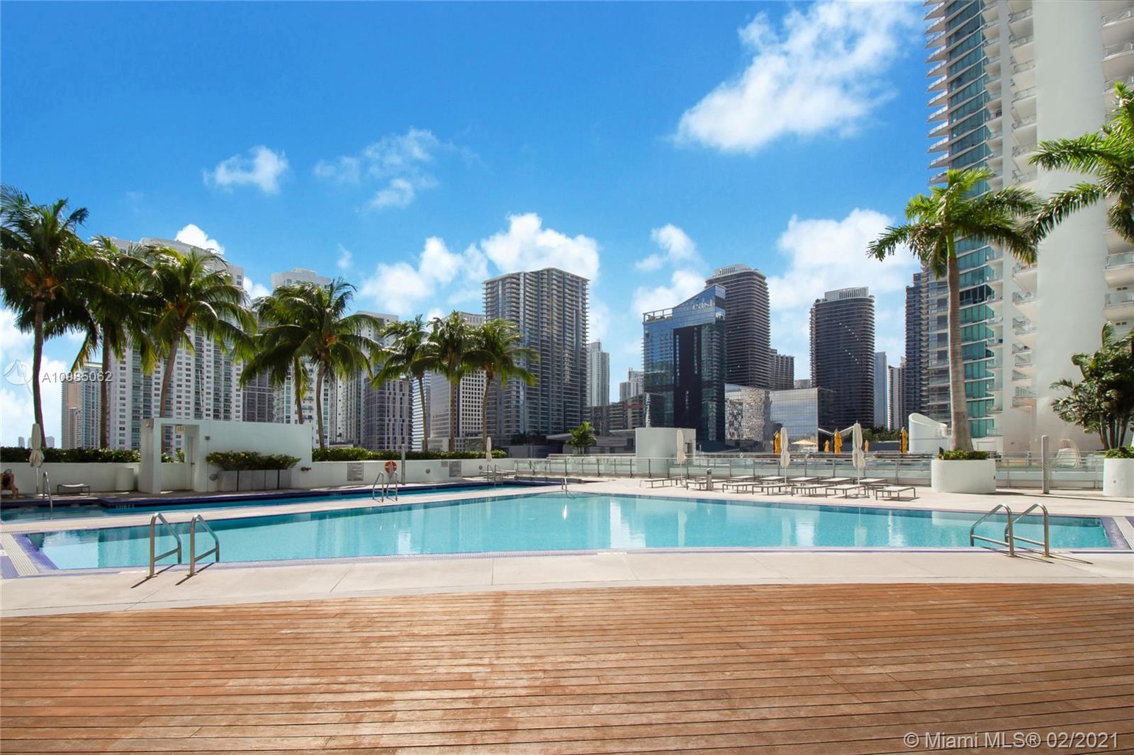 90 Southwest 3rd Street, Unit 2406 Miami, FL 33130 - Photo 12 of 12 a view of a water fountain in front of a building