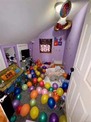 $275,000 | 26 Peenpack Trail, Huguenot, NY 12746