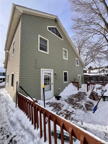 $275,000 | 26 Peenpack Trail, Huguenot, NY 12746