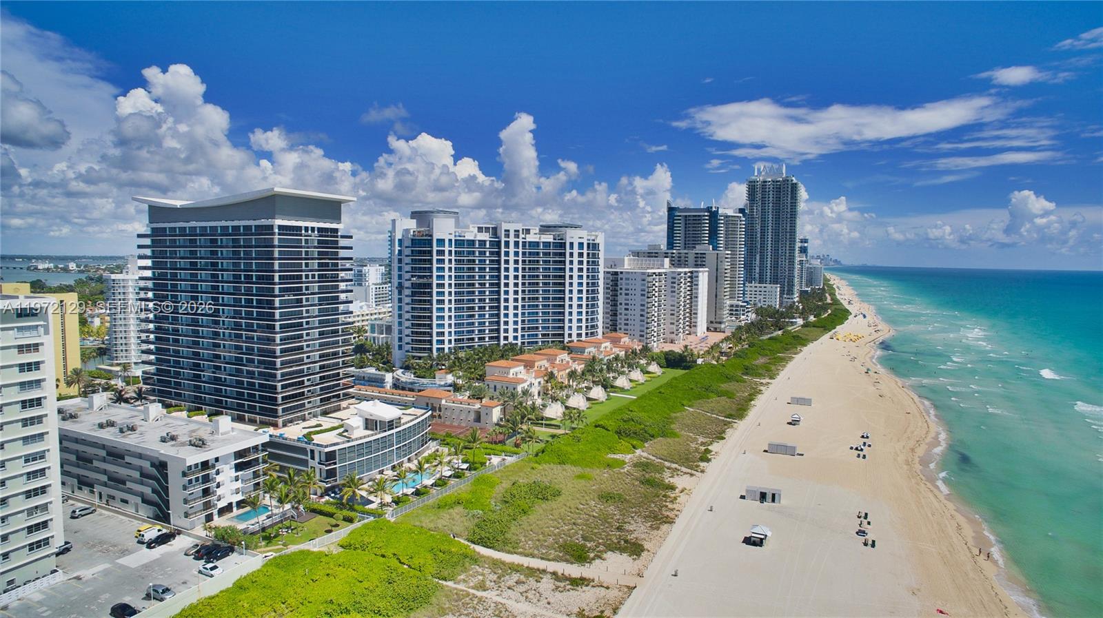 5875 Collins Avenue, Unit 1008 Miami Beach, FL 33140 - Photo 3 of 21