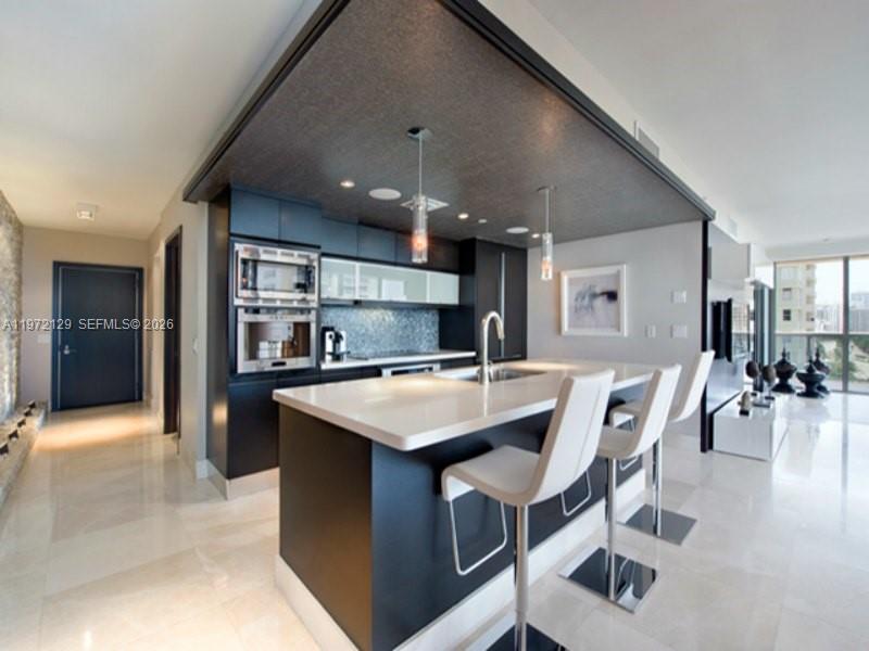 5875 Collins Avenue, Unit 1008 Miami Beach, FL 33140 - Photo 7 of 21