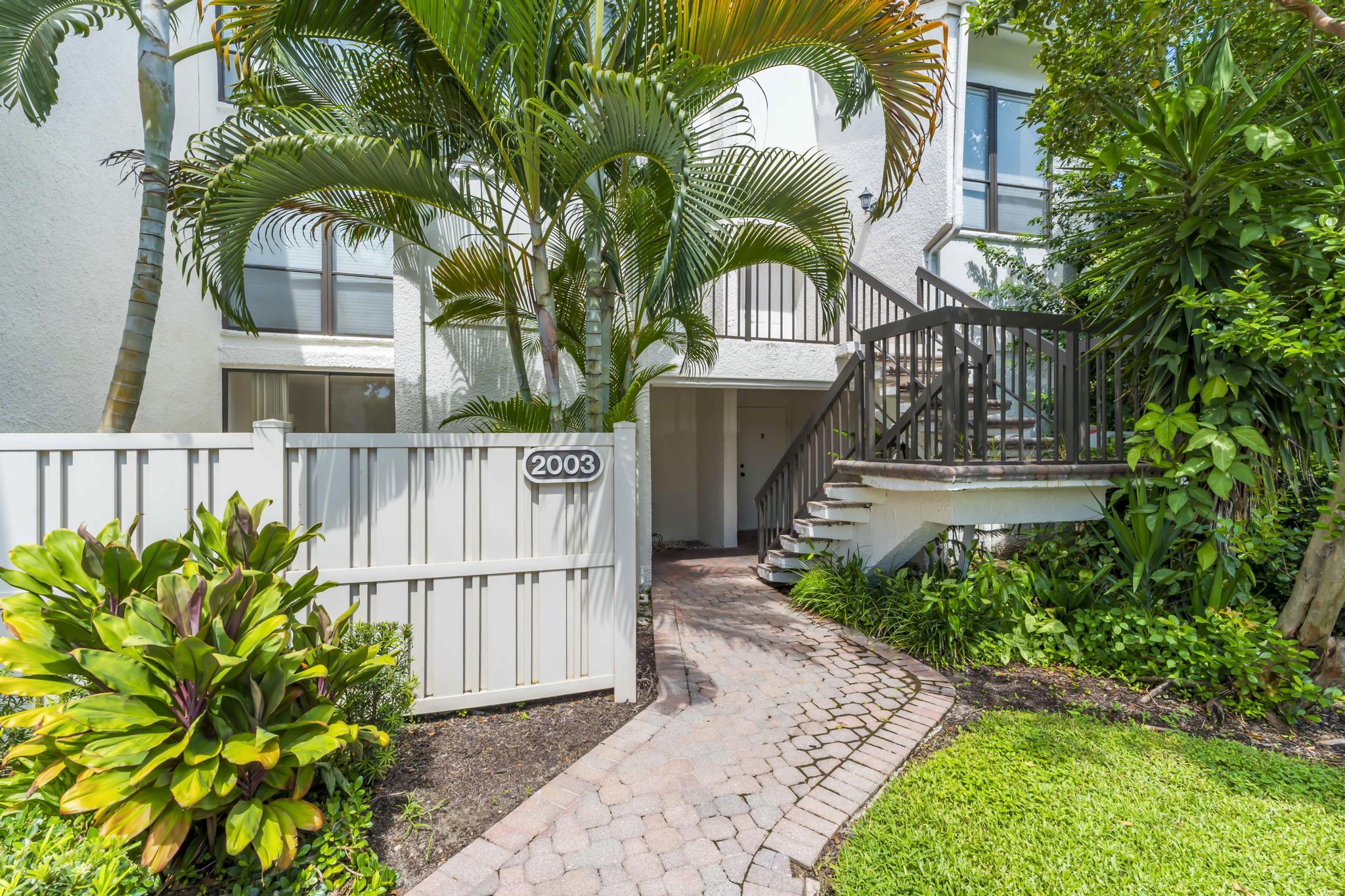 2003 Bridgewood Drive, Unit 2003 Boca Raton, FL 33434 - Photo 4 of 94 060