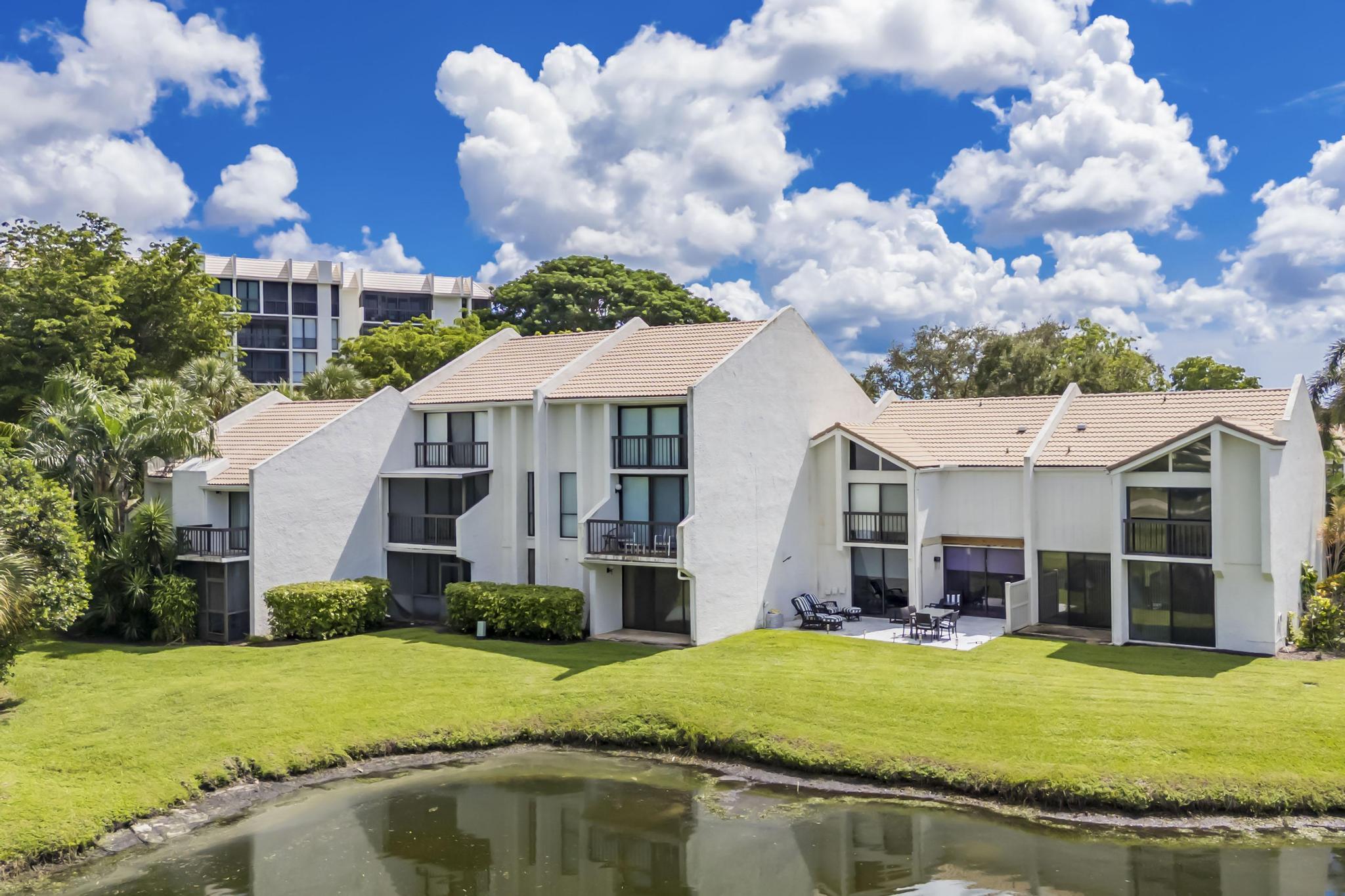 2003 Bridgewood Drive, Unit 2003 Boca Raton, FL 33434 - Photo 52 of 94 050